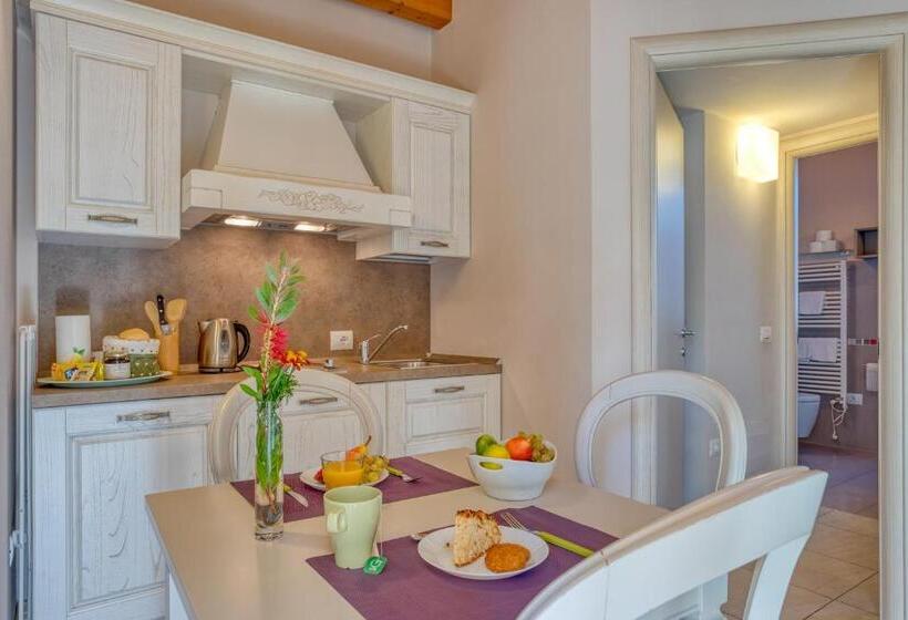 آپارتمان 1 خوابه با تراس, Agriturismo Corte Aurea