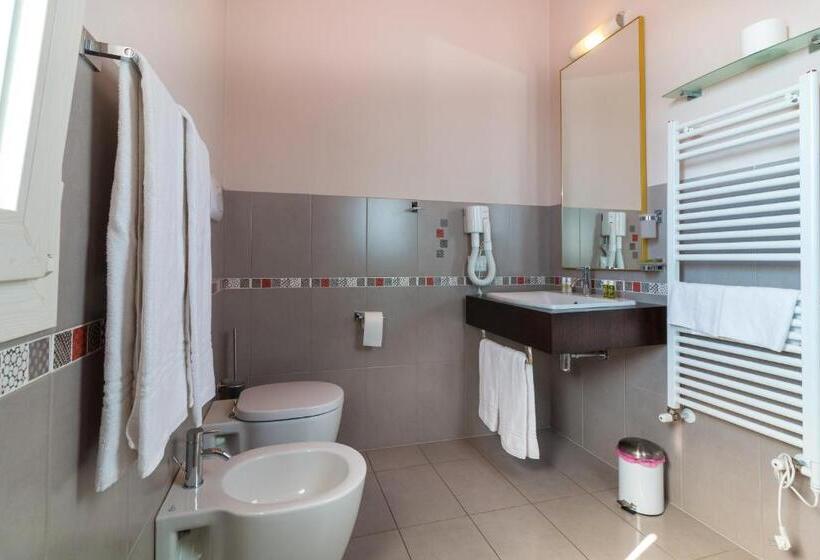 اتاق لوکس با بالکن, Agriturismo Corte Aurea