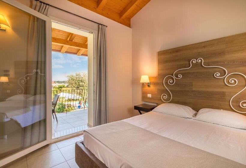 اتاق لوکس با بالکن, Agriturismo Corte Aurea
