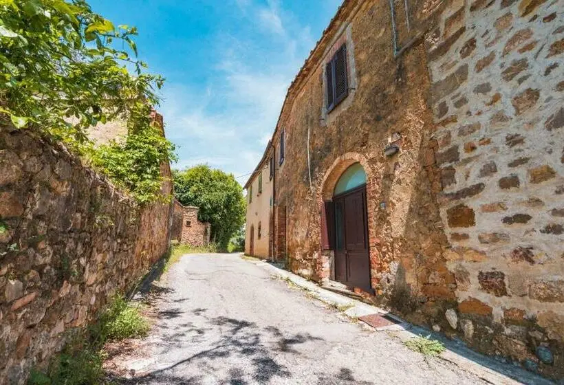 バス共有のスタンダードルーム, Borgo De Salaioli