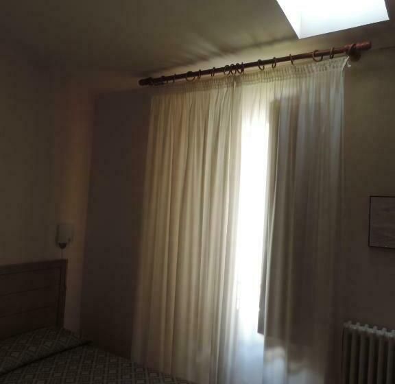 اتاق استاندارد, Casa Religiosa Di Ospitalità San Ponziano