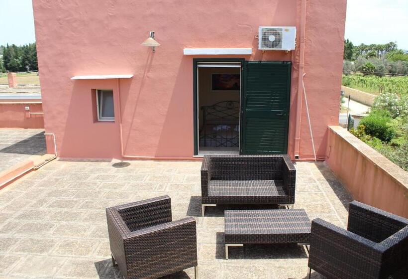 חדר סטנדרט עם טרסה, Dimora Li Cuti