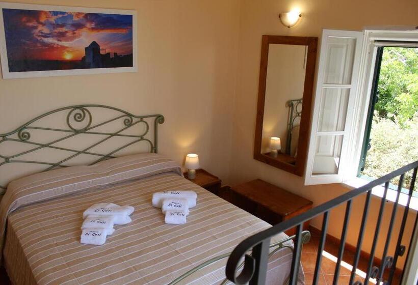 חדר סטנדרט לשלושה, Dimora Li Cuti