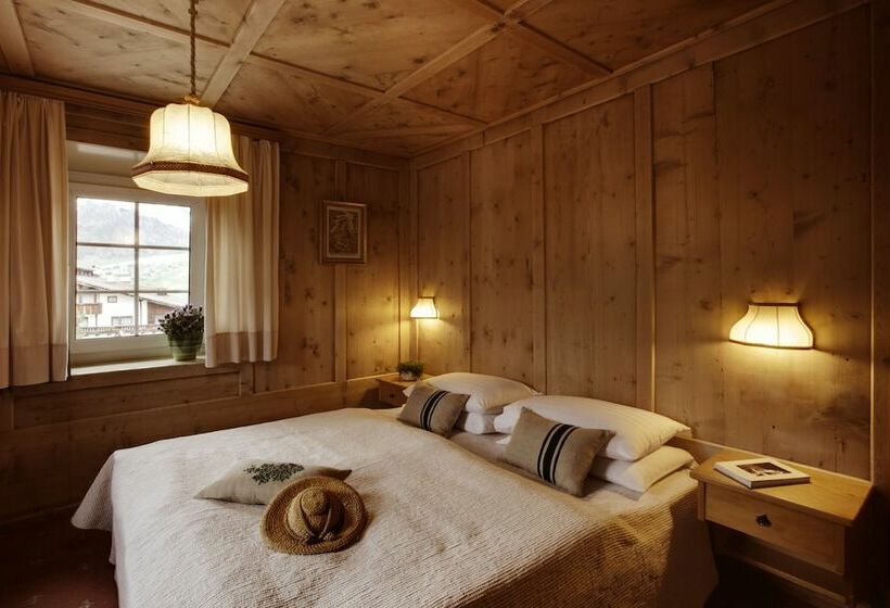 اتاق استاندارد, Berghotel Ladinia