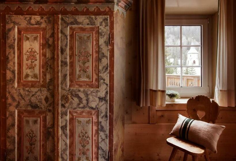 اتاق استاندارد, Berghotel Ladinia