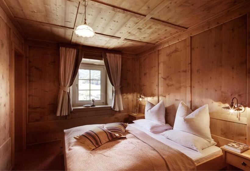 اتاق استاندارد, Berghotel Ladinia