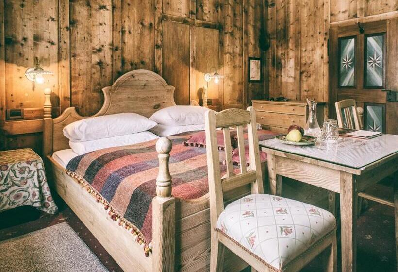 اتاق استاندارد, Berghotel Ladinia