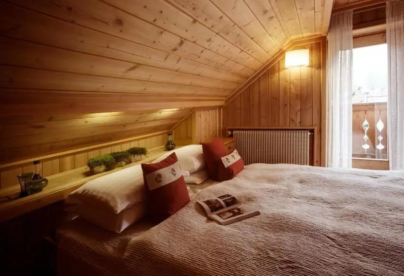 スタンダードトリプルルーム, Berghotel Ladinia