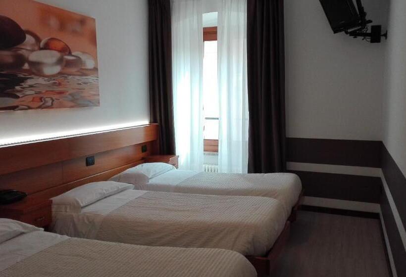 חדר סטנדרט לשלושה, Albergo Ristorante Da Neni