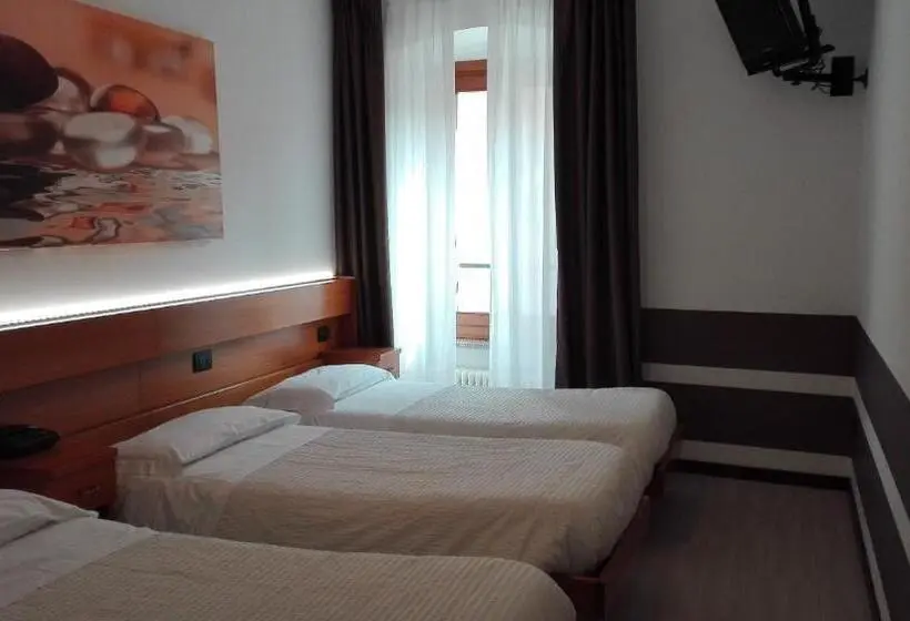 スタンダードトリプルルーム, Albergo Ristorante Da Neni