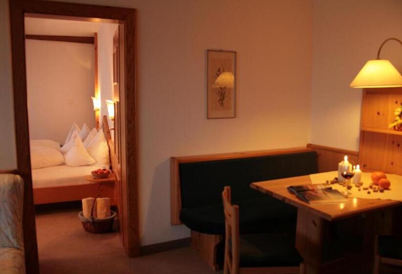 Полулюкс Вид на Горы, Am Hang