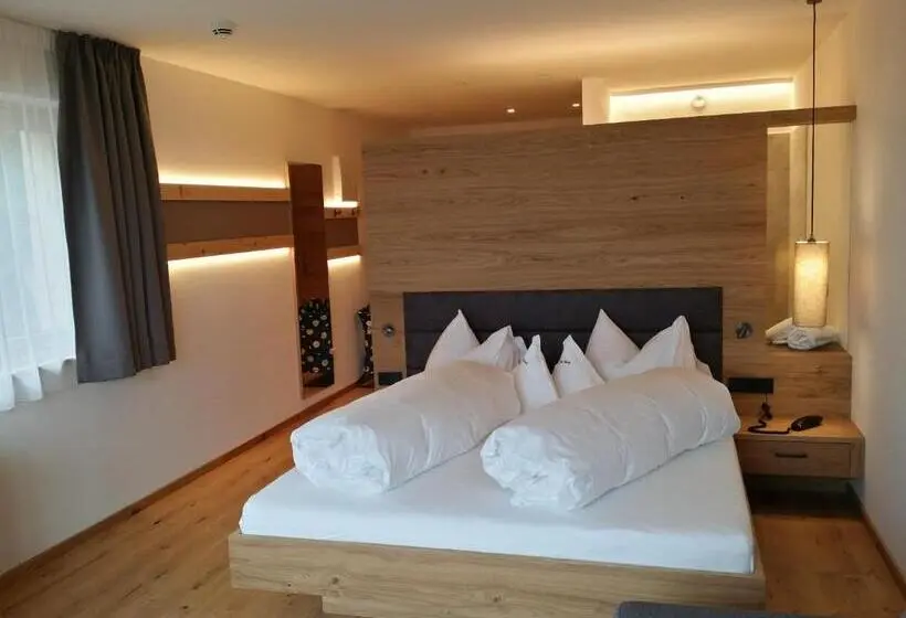 Deluxe-huone Parveke, Am Hang