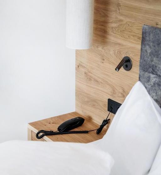 Номер Deluxe с Балконом, Am Hang