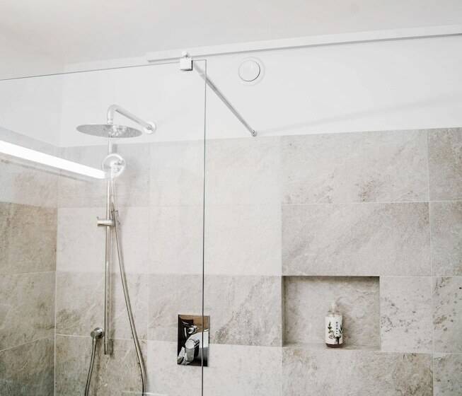 Номер Стандарт Вид на Горы, Am Hang