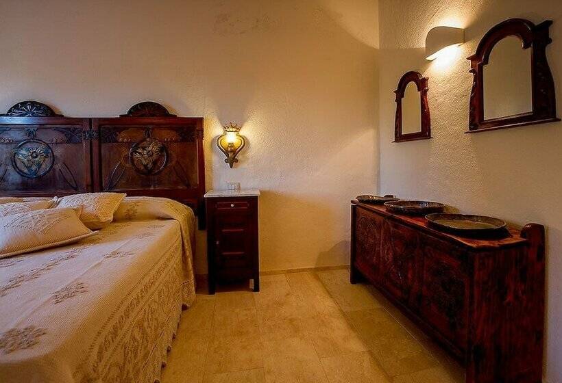 غرفة قياسية ثلاثية, Antica Dimora La Corona