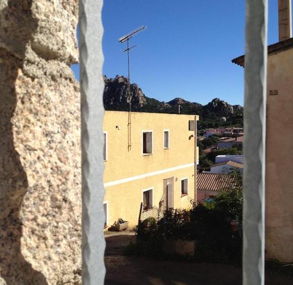 غرفة قياسية ثلاثية, Antica Dimora La Corona