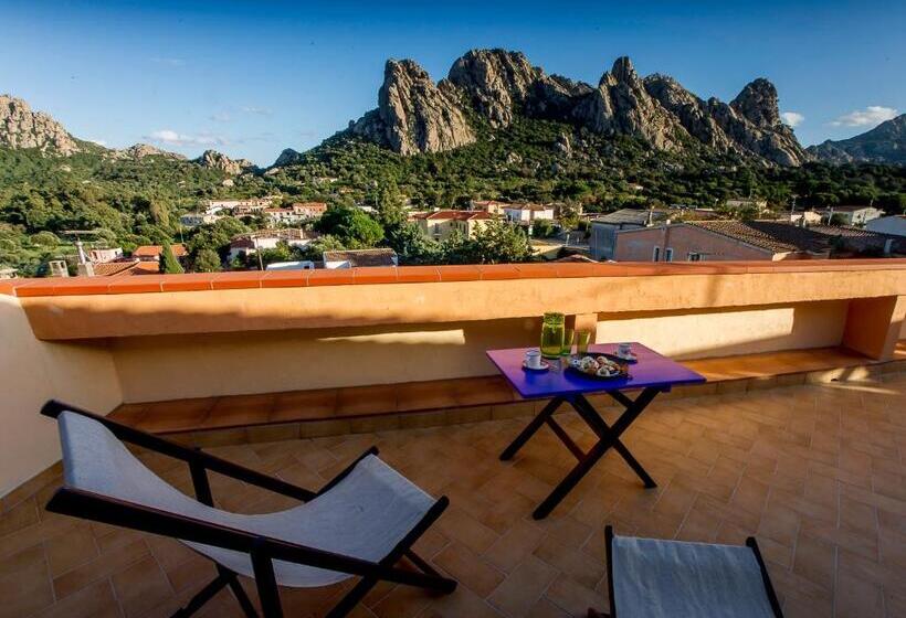 غرفة قياسية مزوَّدة بتراس, Antica Dimora La Corona