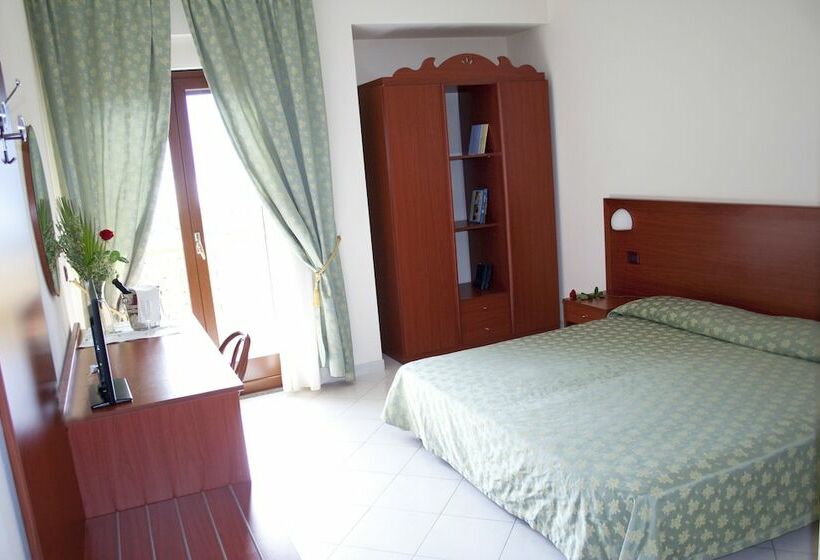 Номер Стандарт с Балконом, Felix