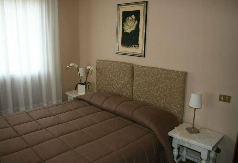 חדר סטנדרט, Ristorante La Rua