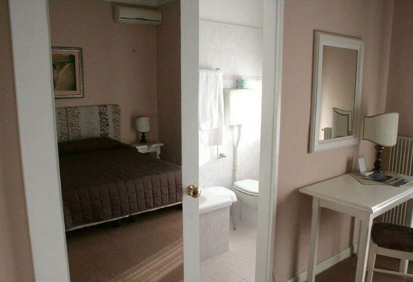 חדר סטנדרט, Ristorante La Rua