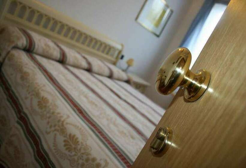 חדר סטנדרט יחיד, Ristorante La Rua