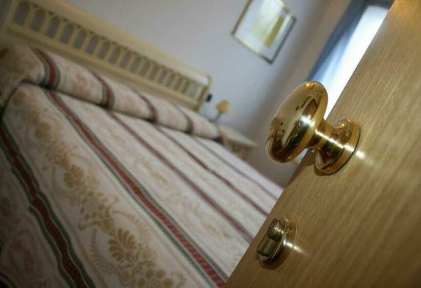 חדר סטנדרט, Ristorante La Rua