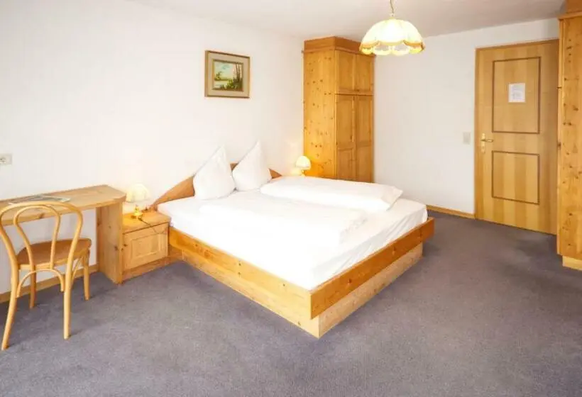 Standard-huone, Pension & Residence Astoria