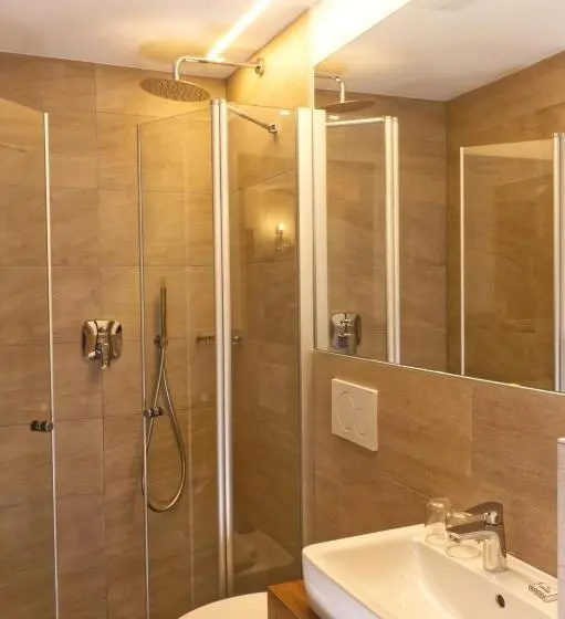 Standard-huone, Pension & Residence Astoria