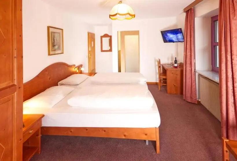 Standard-huone, Pension & Residence Astoria