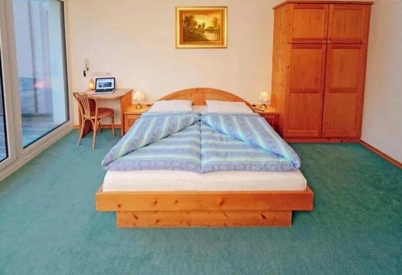 Standard-huone, Pension & Residence Astoria