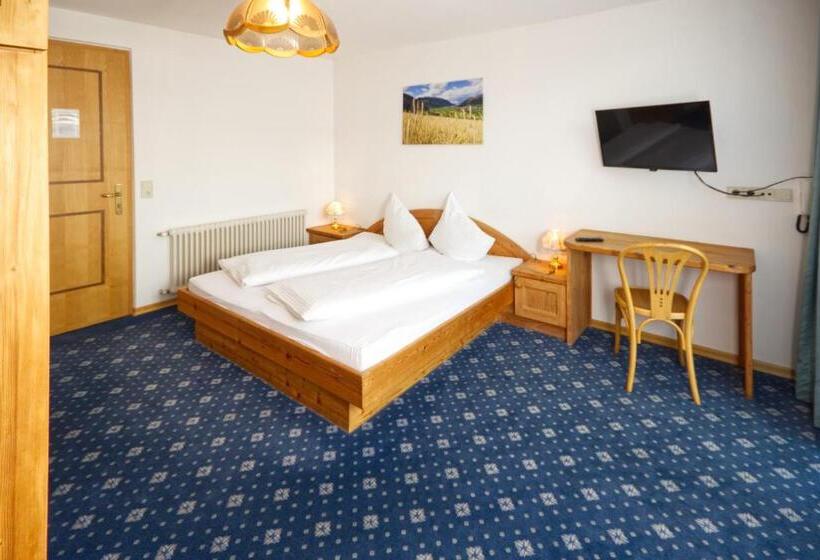 Номер Стандарт, Pension & Residence Astoria