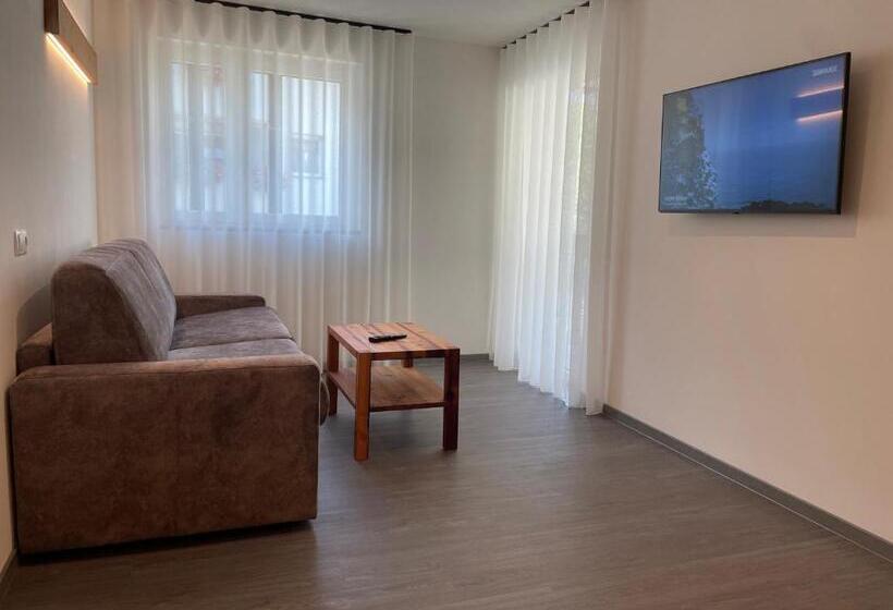 Апартаменты 1 Спальня, Pension & Residence Astoria