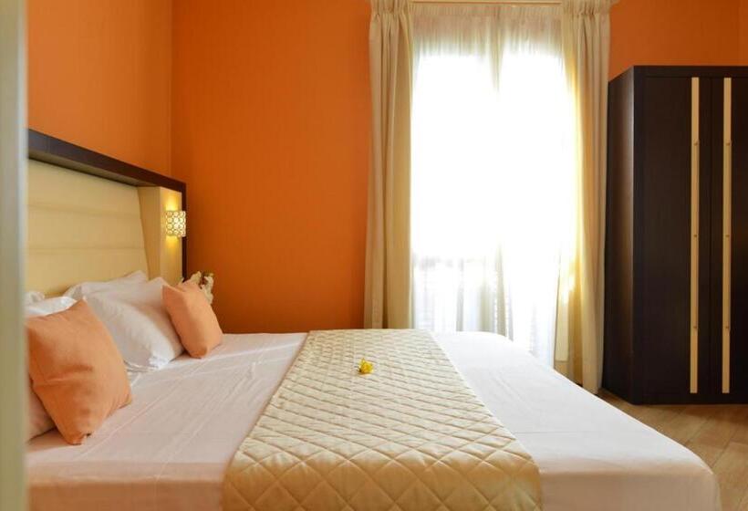 高级大房间, Rosignano