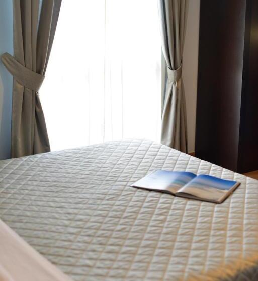 高级大房间, Rosignano