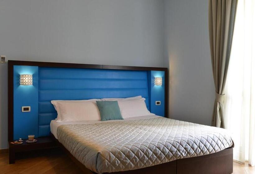 高级大房间, Rosignano