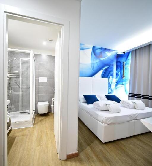 Классический Номер, Royal Paestum