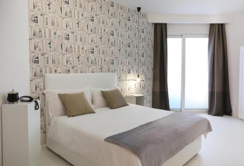 Классический Номер, Royal Paestum