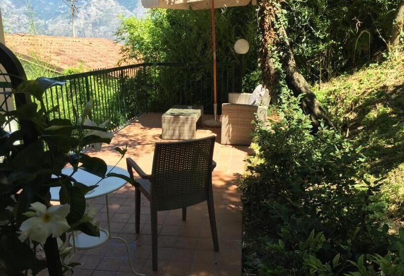 标准房带园景, Villa Emma Malcesine