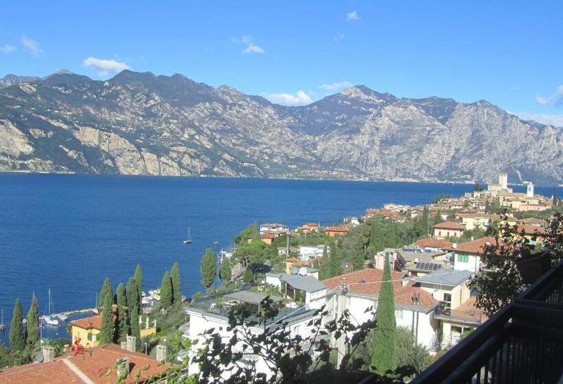 Comfort room with lake view, Villa Emma Malcesine