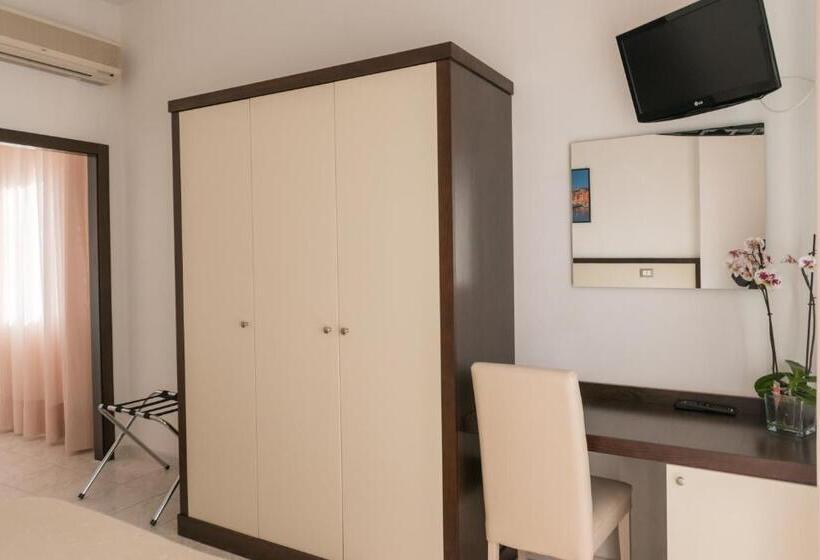 Номер Superior с Балконом, Viola