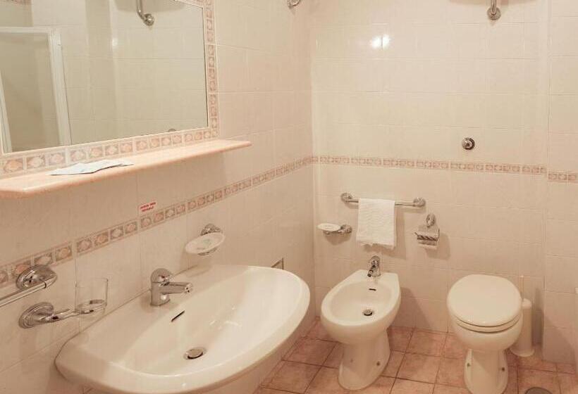 Семейный Номер Superior, Viola