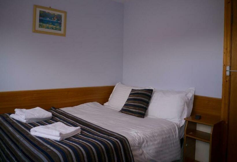 غرفة قياسية, The Dingle Pub Rooms