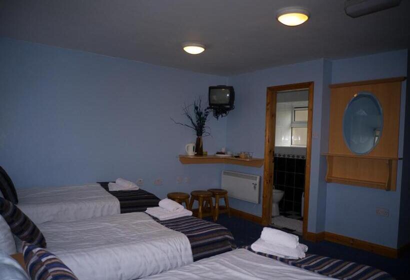 غرفة قياسية ثلاثية, The Dingle Pub Rooms