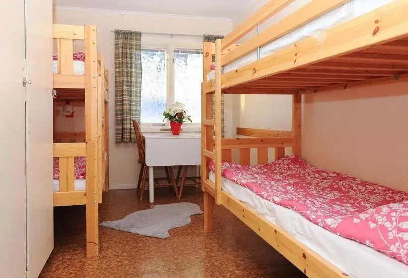 浴室共有スタンダード４人用ルーム, Källviken Semesterby