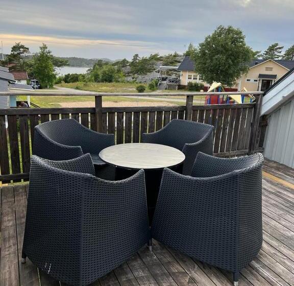 דירת חדר עם טרסה, Källviken Semesterby