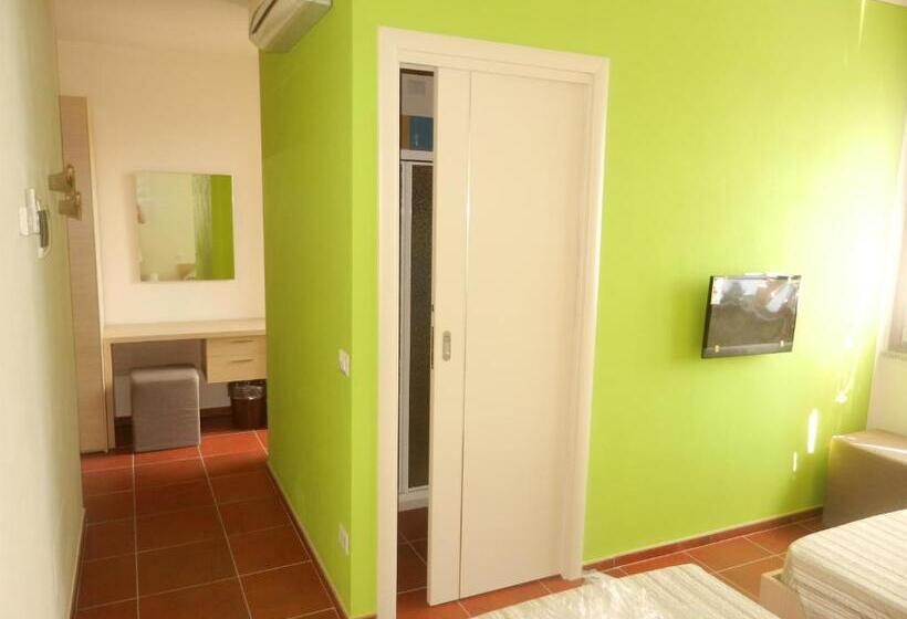 标准间带阳台, B&b Ad Hoc