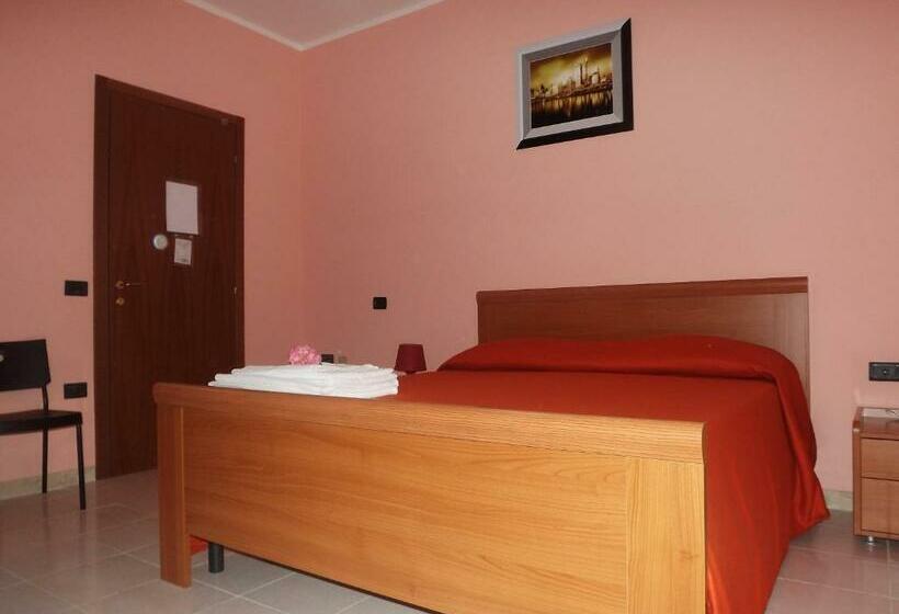 スタンダードルーム, Affittacamere Pone