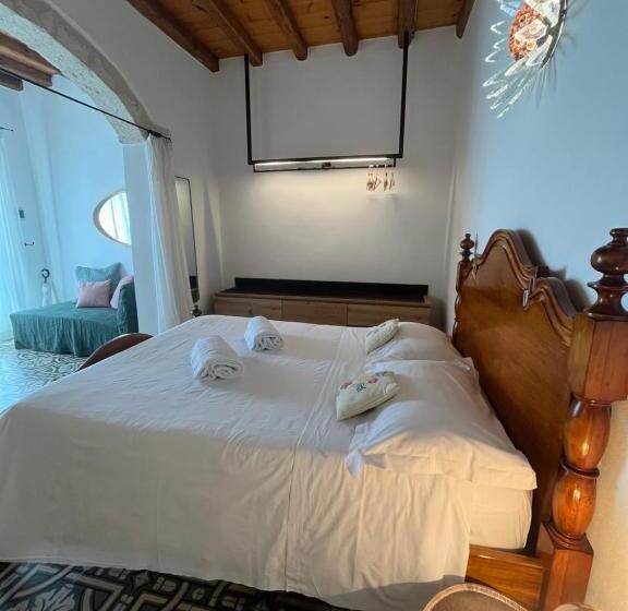 Superior Room with Terrace, Antico Mondo Rooms & Suites