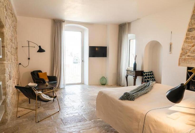 سوئیت با تخت بزرگ, Antico Mondo Rooms & Suites
