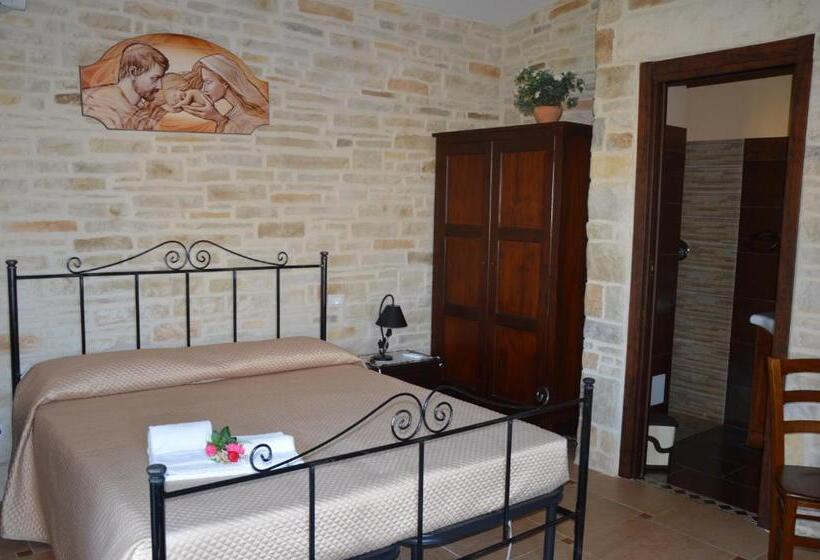 豪华三人间, Il Quadrifoglio